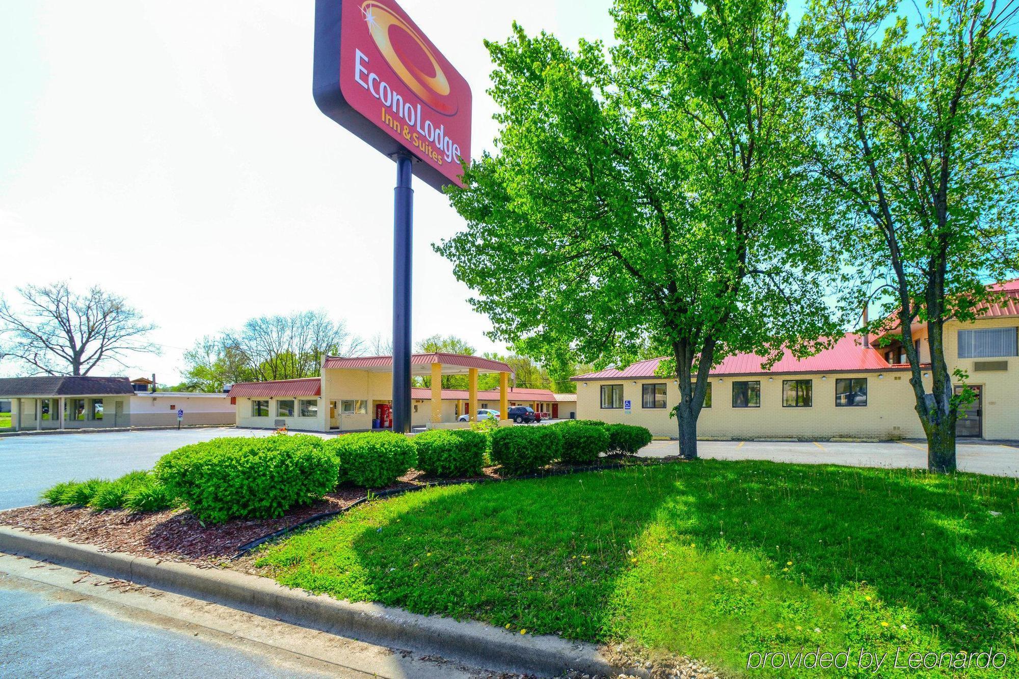 Econo Lodge Inn & Suites Carbondale Exteriör bild